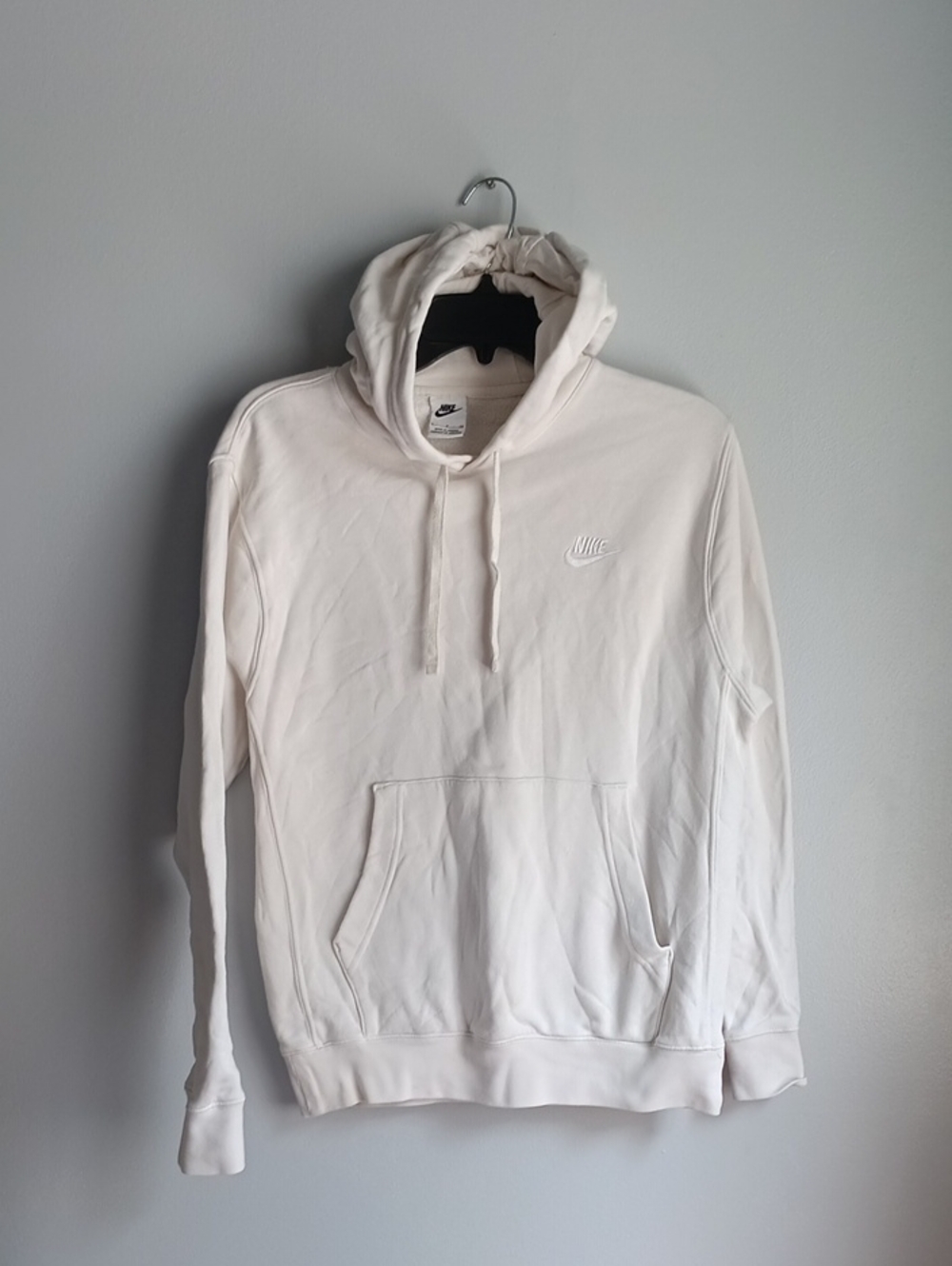 Nike Men’s Cream Pullover Hoodie